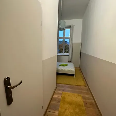 Nieziemski Downtown Private
